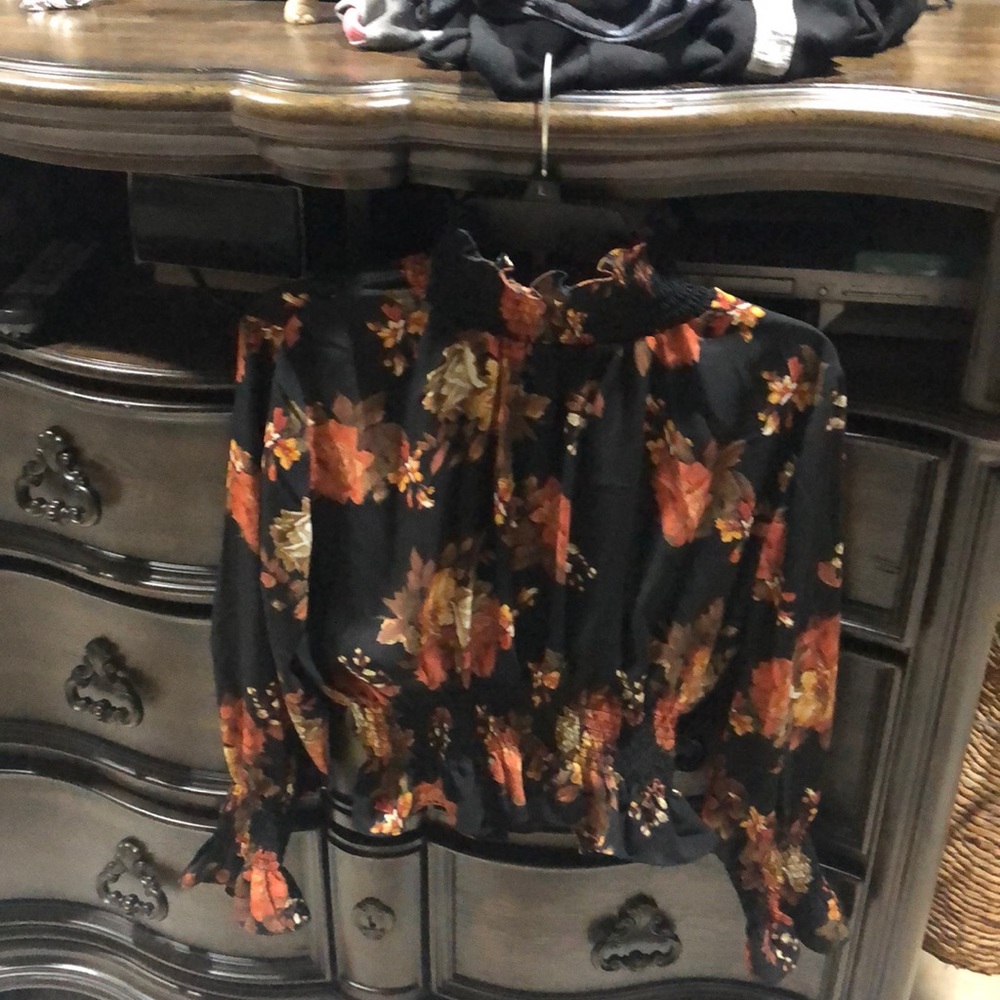 Beautiful black floral Top